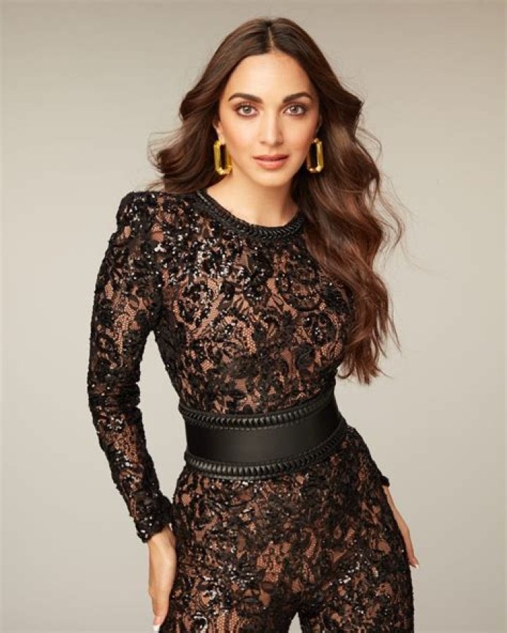 Kiara Advani - Bio, Age, Wiki, Facts and Family