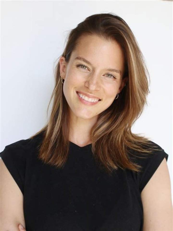 Kim Cloutier - Bio, Age, Wiki, Facts and Family