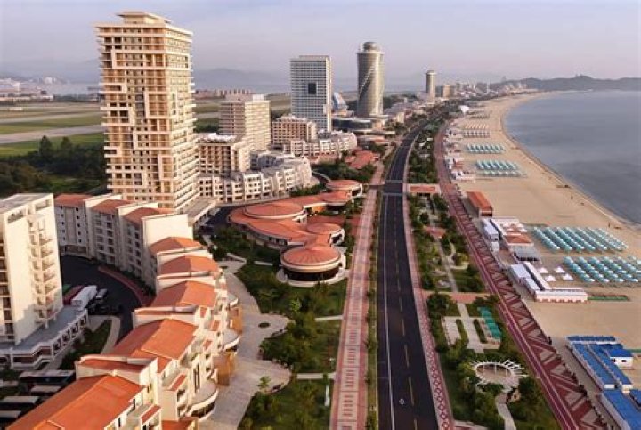 Kim Dean - Bio, Age, Wiki, Facts and Family