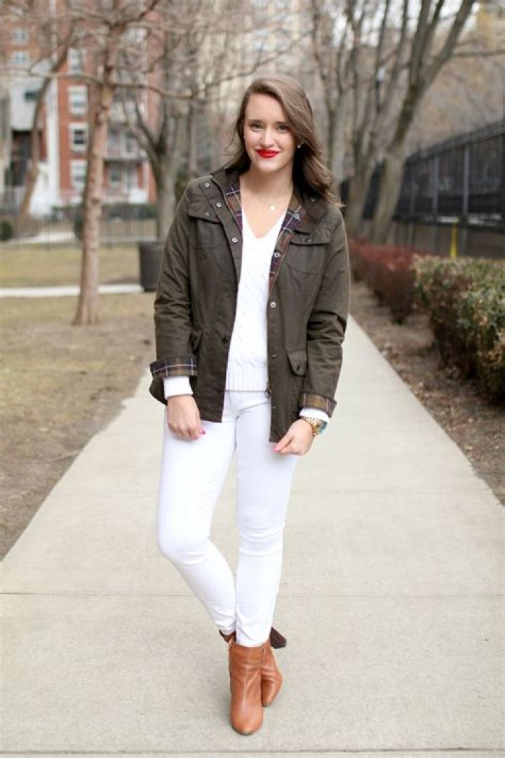 Krista Robertson - Bio, Age, Wiki, Facts and Family