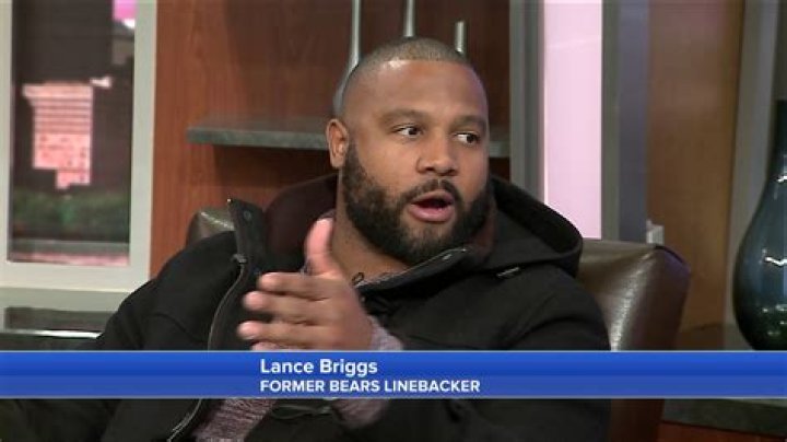 Lance Briggs - Bio, Age, net worth, height, Wiki, Facts and Family