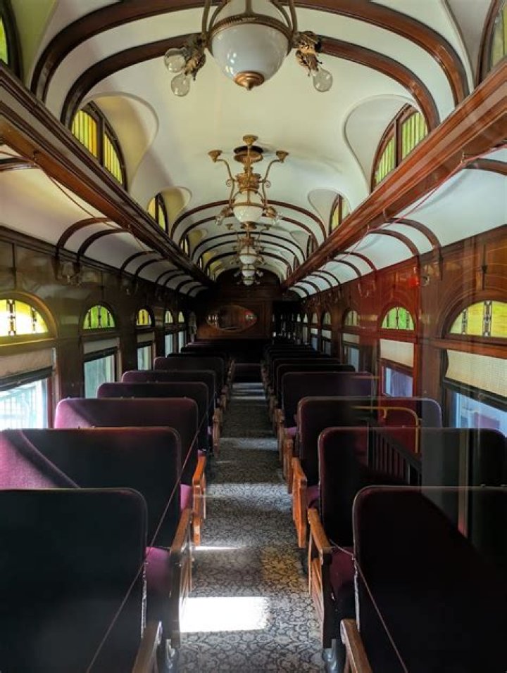 Lane Smith - Bio, Age, height, Wiki, Facts and Family