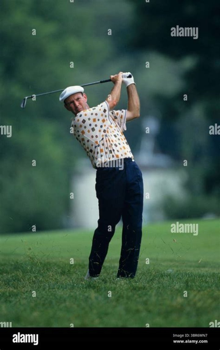 Larry Nelson - Bio, Age, Wiki, Facts and Family