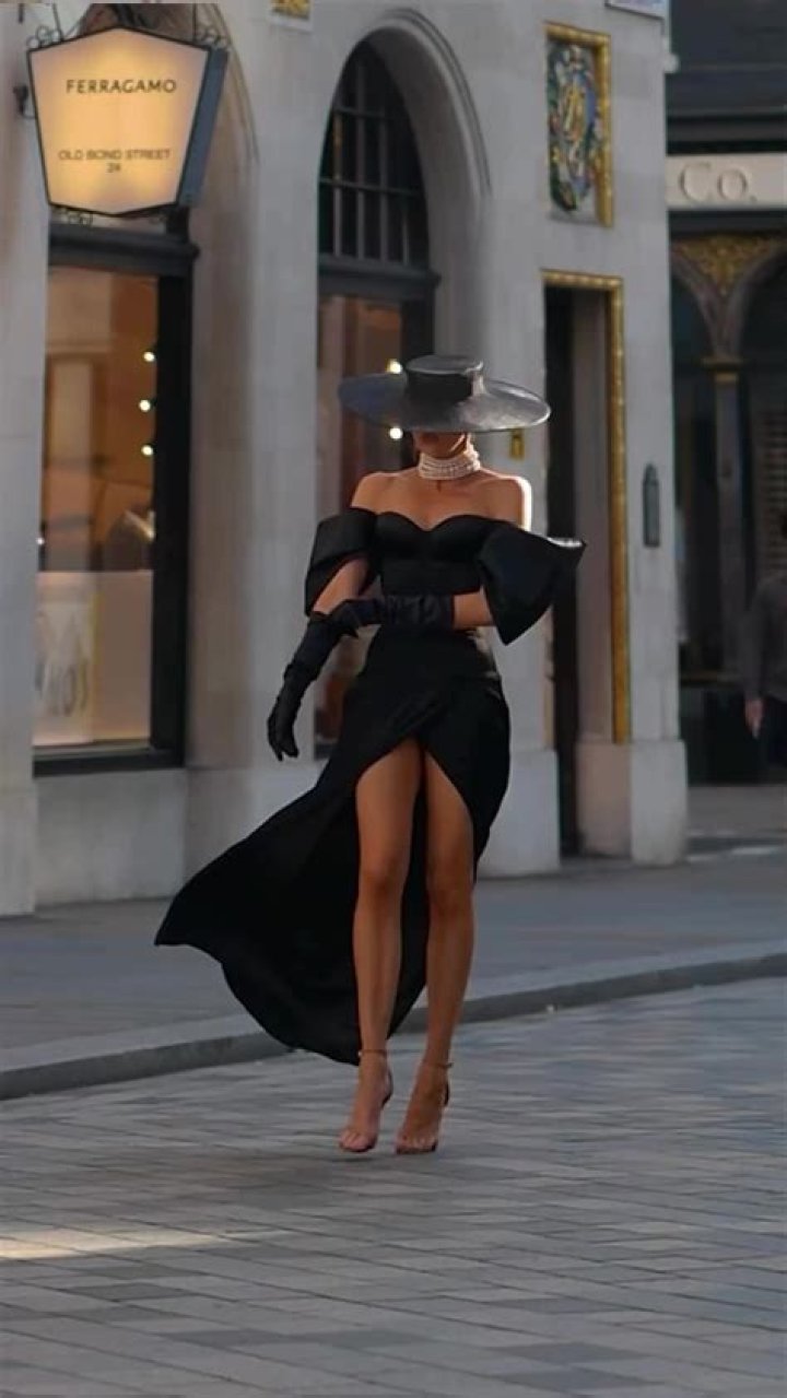 Laura Blair - Bio, Age, Wiki, Facts and Family