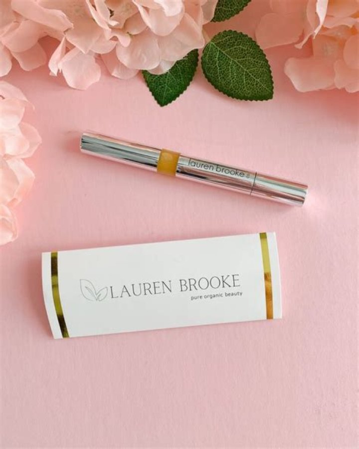 Lauren Thompson - Bio, Age, net worth, Wiki, Facts and Family