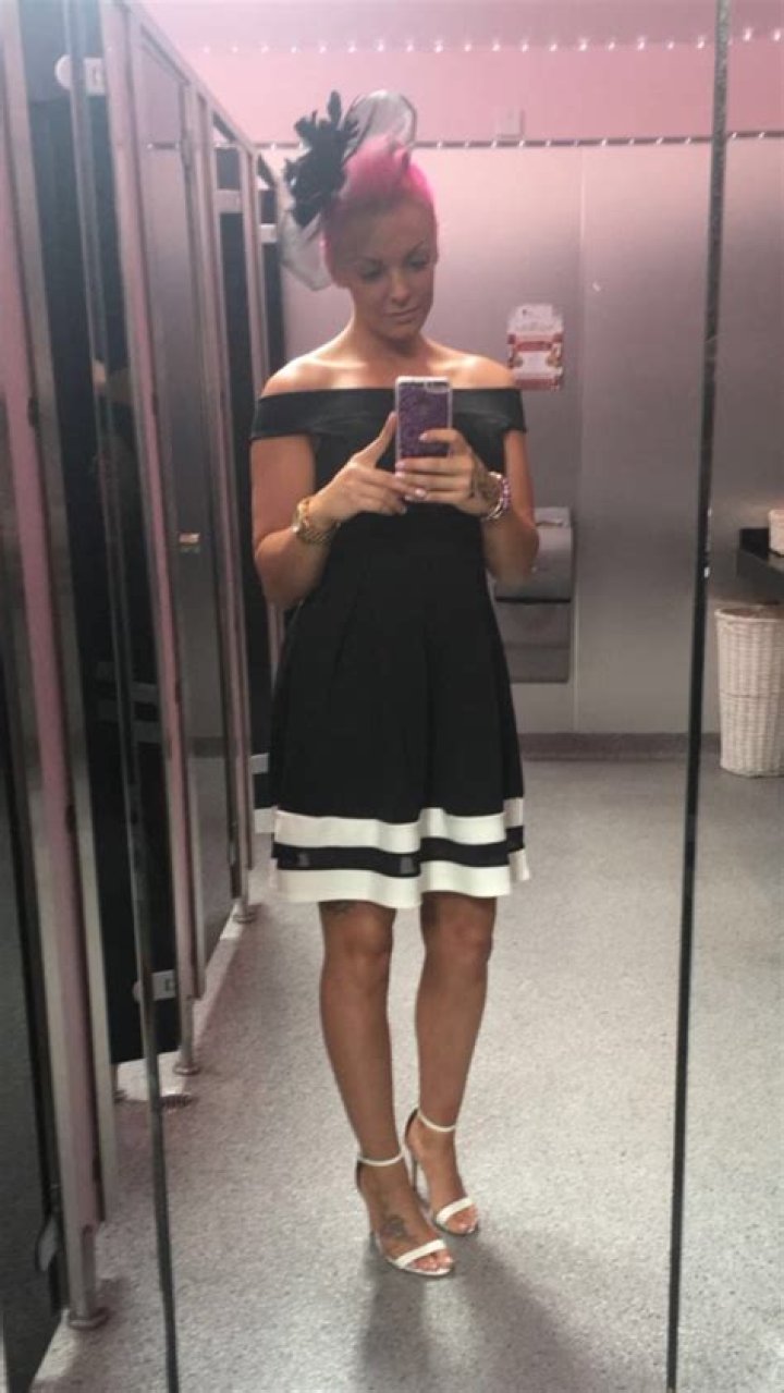 Laurie Bartram - Bio, Age, Wiki, Facts and Family