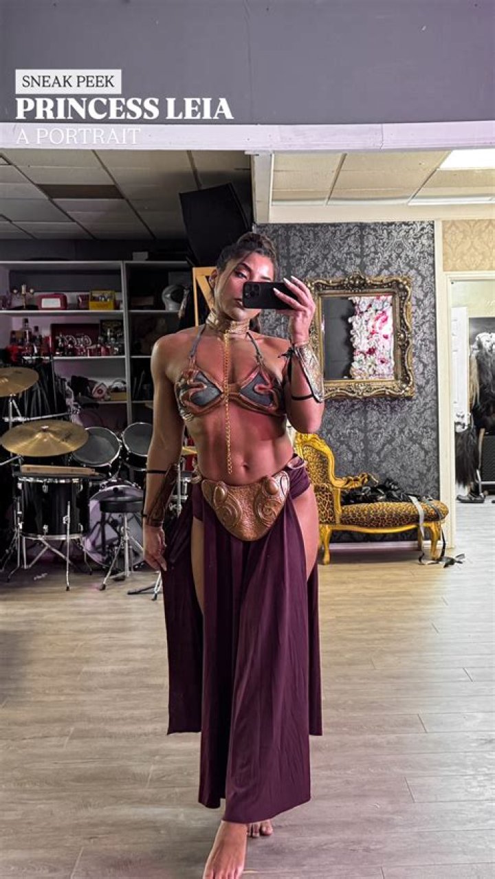 Leah Shutkever (webvideostar) - Wikipedia, Age, Net Worth, Biography , Spotify, TikTok, Facebook, Facts and Family