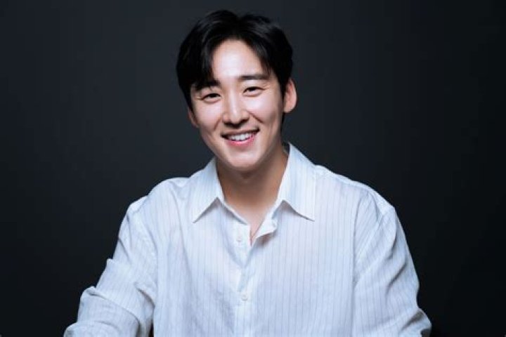 Lee Baca - Bio, Age, Wiki, Facts and Family