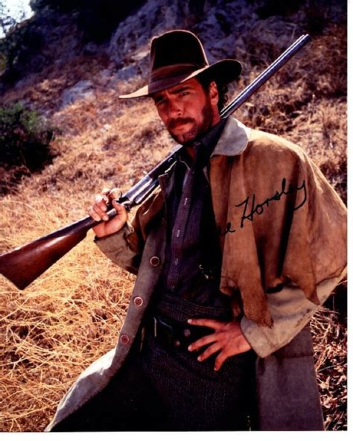 Lee Horsley - Bio, Age, net worth, height, Wiki, Facts and Family