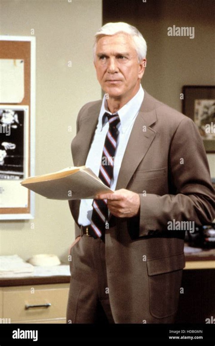 Leslie Nielsen - Bio, Age, net worth, height, Wiki, Facts and Family