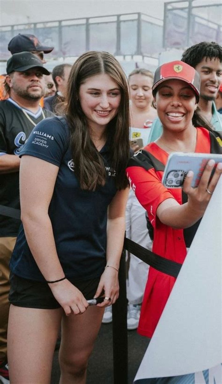 Lia Block: Instagram Star Detailed Bio, Age, Birthday, & Height Insights and more