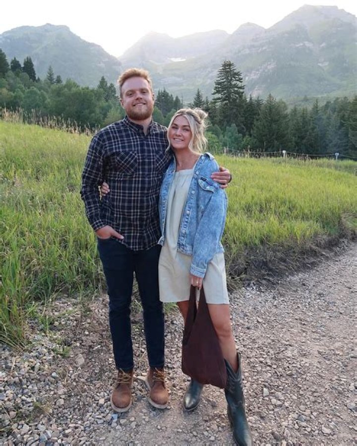 Lindsay Arnold Cusick - Bio, Age, Wiki, Facts and Family