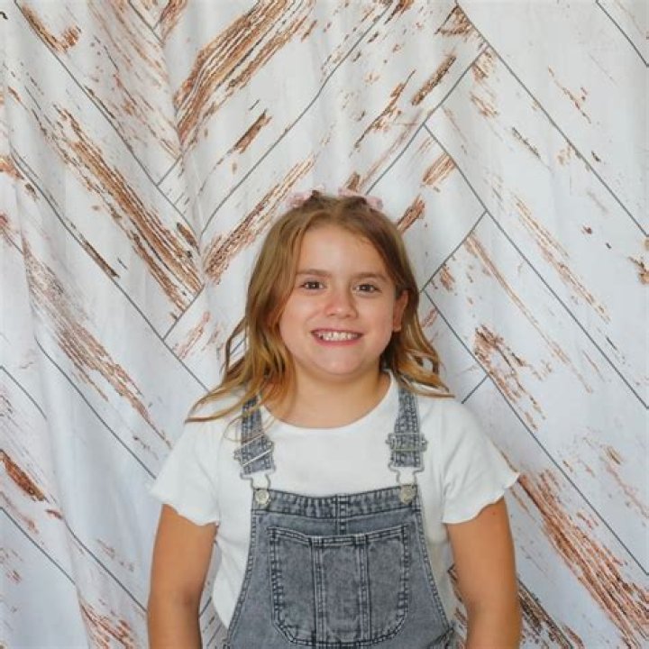 Logan Crazy Pieces - Bio, Age, Wiki, Facts and Family