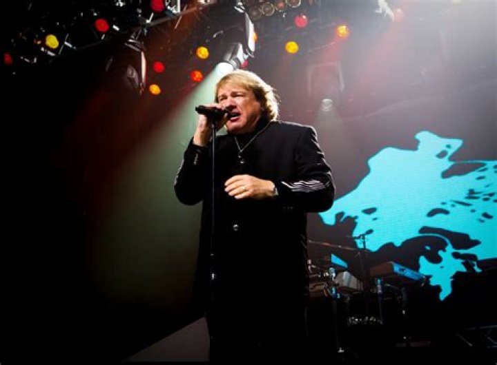 Lou Gramm - Bio, Age, net worth, height, Wiki, Facts and Family