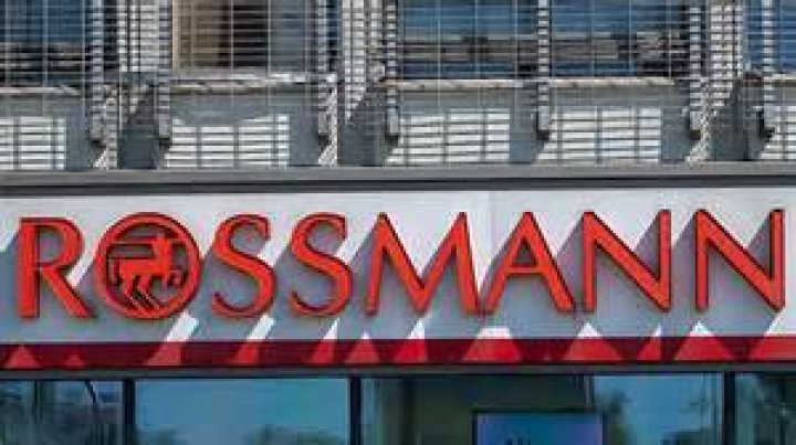 Louis Rossmann(webvideostar) - Biography, Age, Net Worth, Wikipedia, Spotify, TikTok, Facebook, Facts and Family