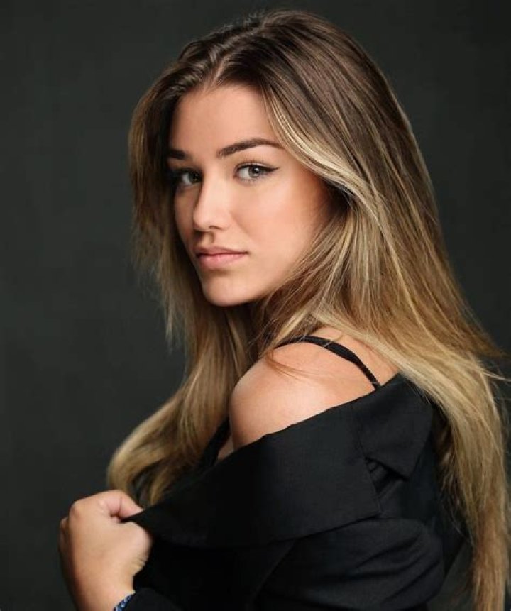 Lucia de la Garza (guitarist) - Wikipedia, Age, Net Worth, Biography , Spotify, TikTok, Facebook, Facts and Family