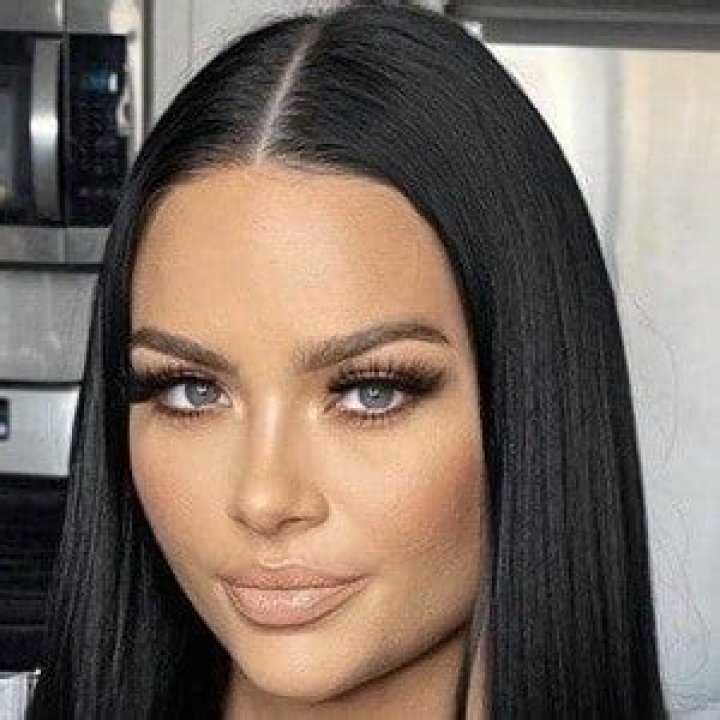 Mackenzie Hyatt - Bio, Age, Wiki, Facts and Family