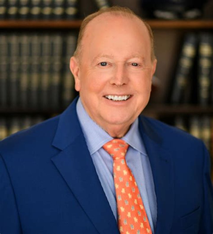 Marc Lamont Hill - Bio, Age, net worth, Wiki, Facts and Family