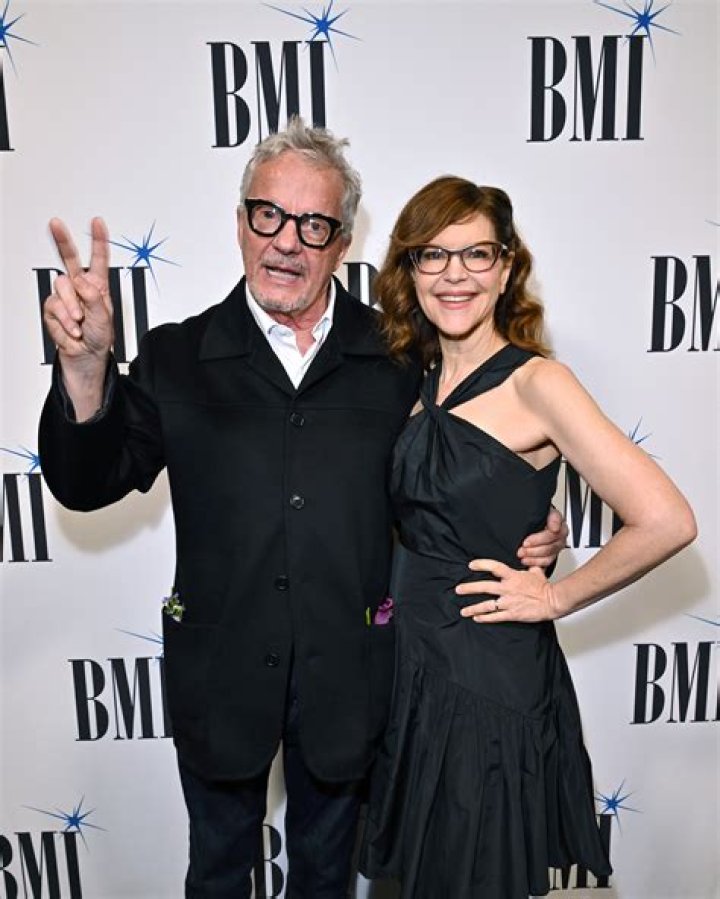 Mark Mothersbaugh - Bio, Age, net worth, Wiki, Facts and Family