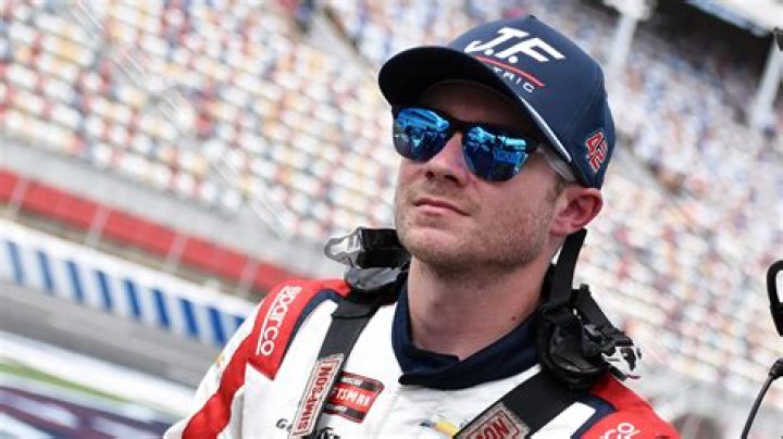 Matt Mills - Bio, Age, Wiki, Facts and Family