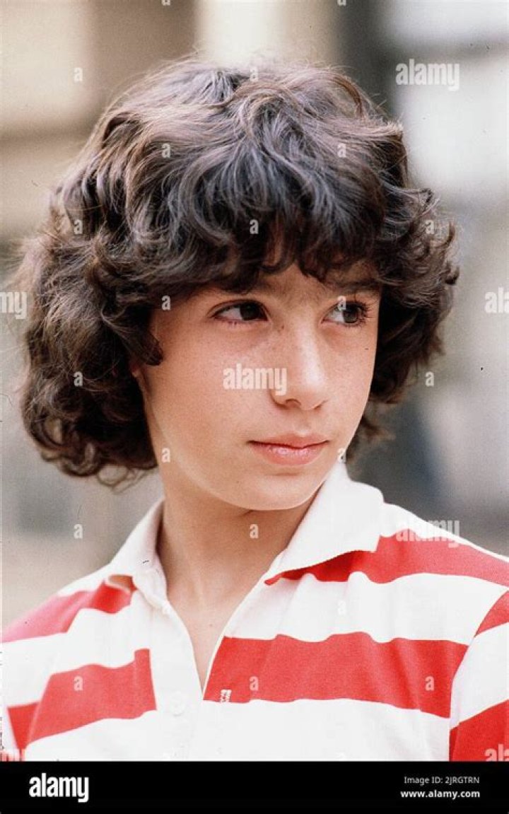 Meeno Peluce - Bio, Age, siblings, Wiki, Facts and Family