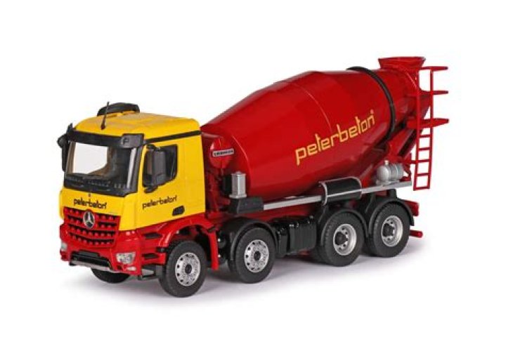 Mercedes McNab - Bio, Age, Wiki, Facts and Family