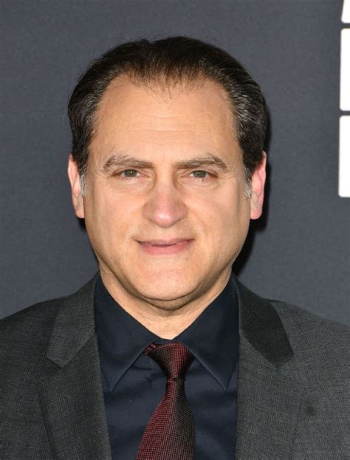 Michael Stuhlbarg - Bio, Age, height, Wiki, Facts and Family