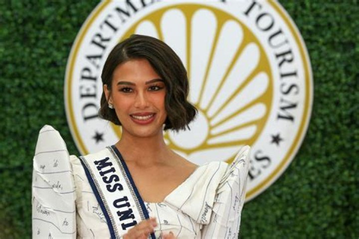 Michelle Dee - Bio, Age, Wiki, Facts and Family