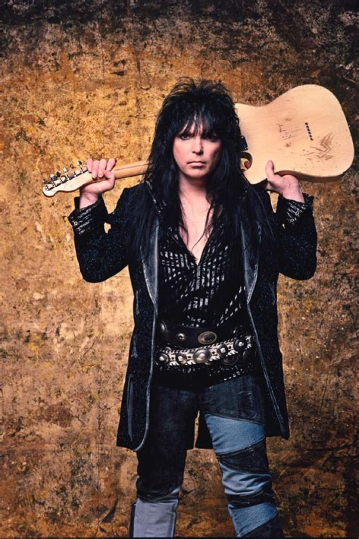 Mick Mars - Bio, Age, net worth, height, Wiki, Facts and Family