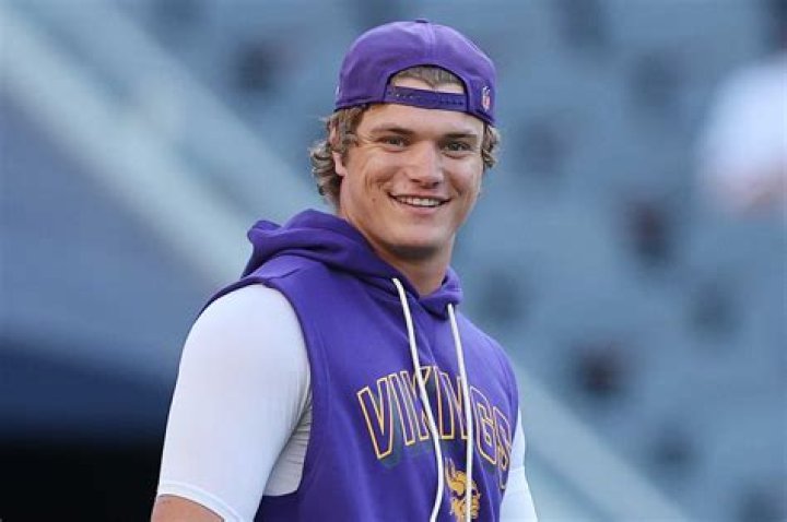 Mike Shannon - Bio, Age, Wiki, Facts and Family