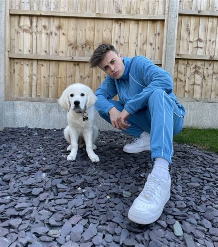 Mikey Cobban - Bio, Age, height, weight, Wiki, Facts and Family