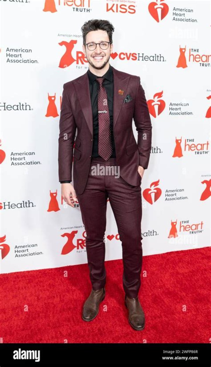 Doctor Mike - Bio, Age, height, Wiki, Facts and Family