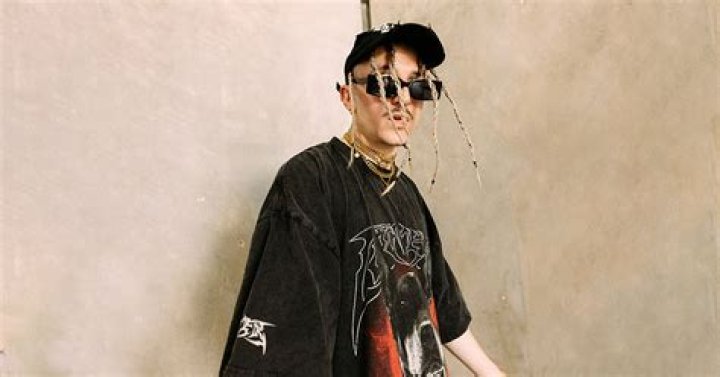 Mitchel Cave - Bio, Age, height, weight, Wiki, Facts and Family