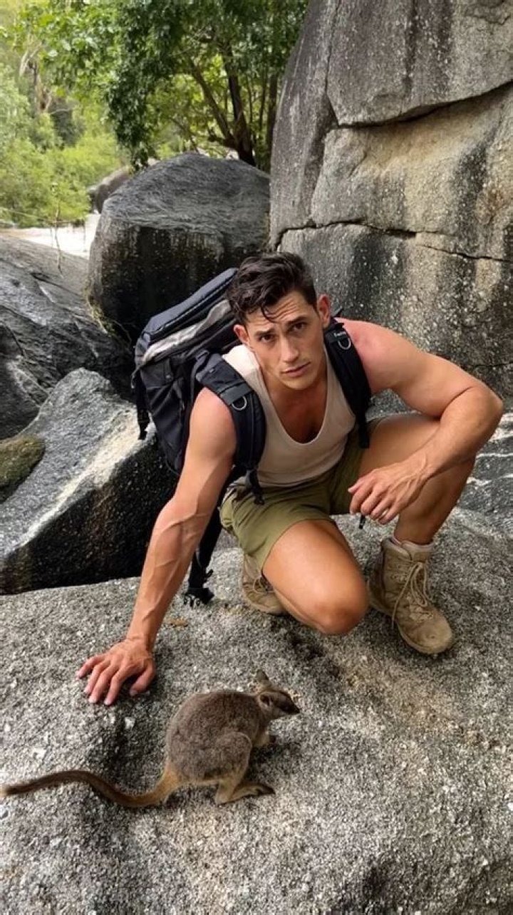 Mitchell Tyler Burns: Instagram Star Detailed Bio, Age, Birthday, & Height Insights and more