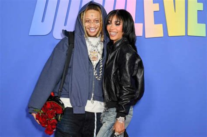 Momma Reddd(webvideostar) - Biography, Age, Net Worth, Wikipedia, Spotify, TikTok, Facebook, Facts and Family