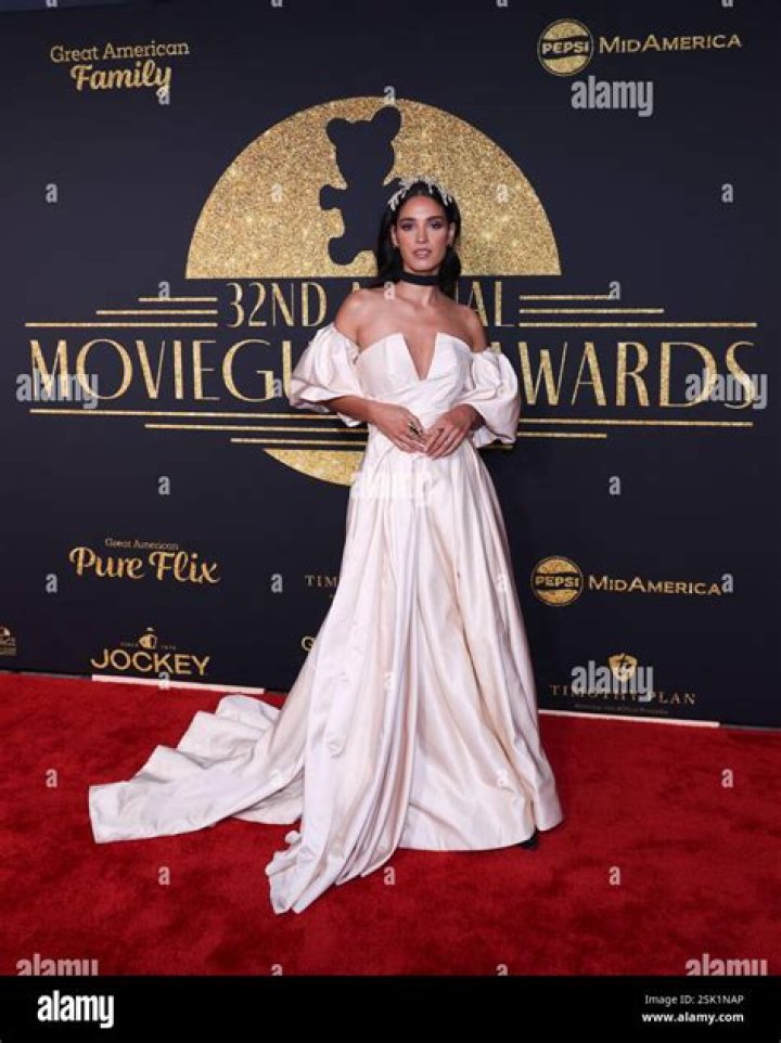 Moriah Peters - Bio, Age, Wiki, Facts and Family