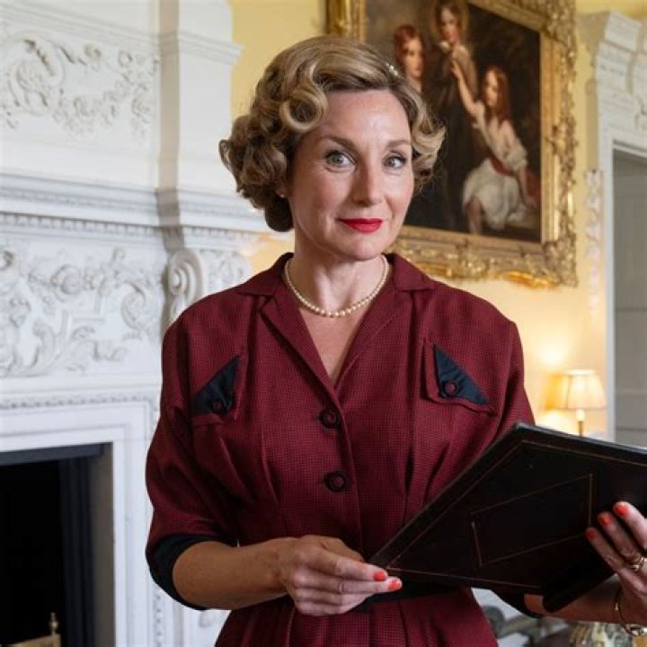 Nancy Carroll - Bio, Age, Wiki, Facts and Family