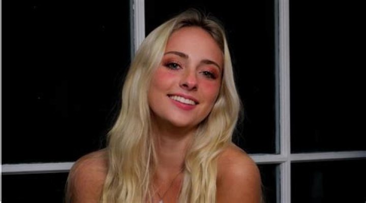 Natalie Reynolds (webvideostar) - Biography, Age, Net Worth, Wikipedia, Spotify, TikTok, Facebook, Facts and Family