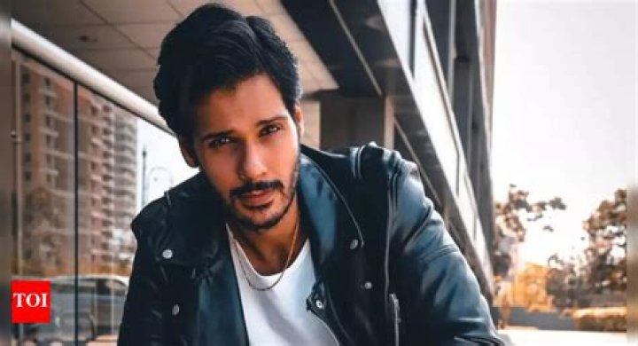 Nikhil Khurana - Bio, Age, Wiki, Facts and Family