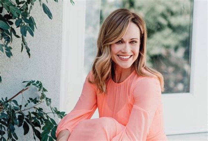 Nikki DeLoach - Bio, Age, Wiki, Facts and Family