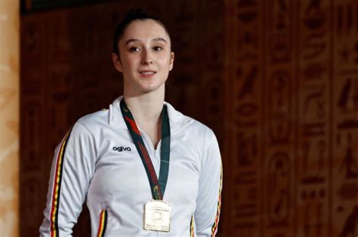 Nina Derwael - Bio, Age, Wiki, Facts and Family