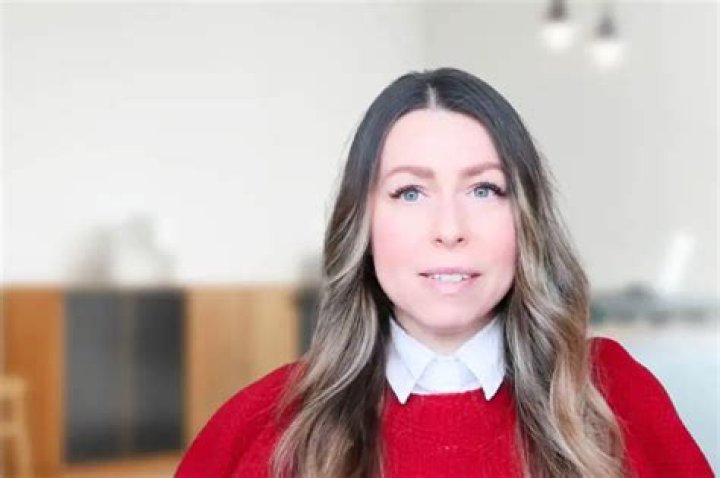 Nina Ellis-Hervey - Bio, Age, Wiki, Facts and Family