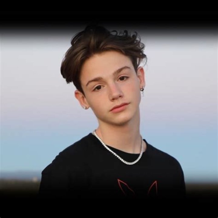 Payton Moormeier - Bio, Age, height, weight, Wiki, Facts and Family