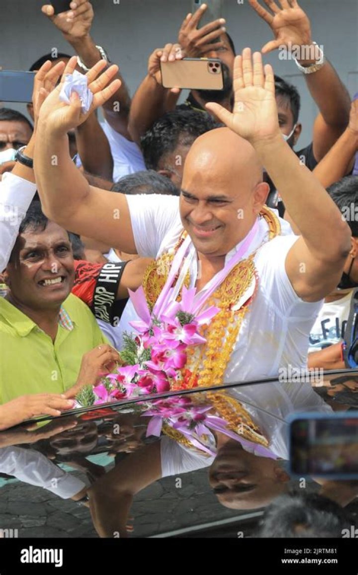 Ranjan Ramanayake - Bio, Age, siblings, Wiki, Facts and Family