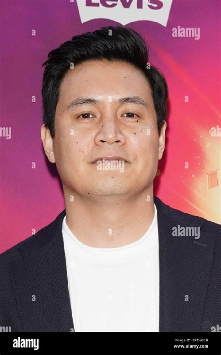 Rene Gube - Bio, Age, height, Wiki, Facts and Family