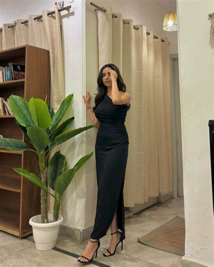 Riya Vij - Bio, Age, Wiki, Facts and Family