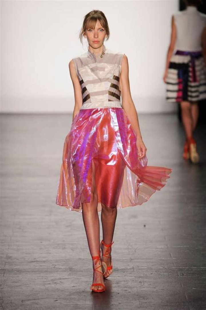 Roberi Parra - Bio, Age, Wiki, Facts and Family