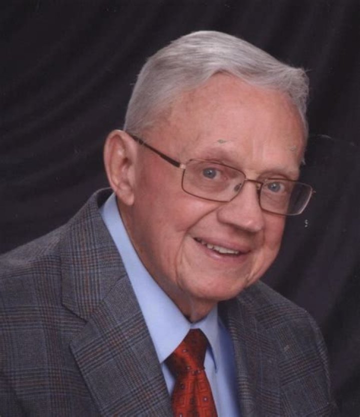 Robert Earl Jones - Bio, Age, Wiki, Facts and Family