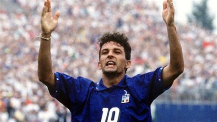 Roberto Baggio - Bio, Age, net worth, siblings, height, Wiki, Facts and Family