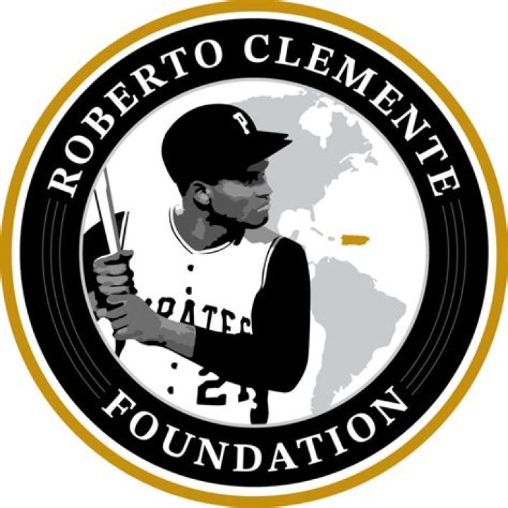 Roberto Clemente - Bio, Age, height, weight, Wiki, Facts and Family